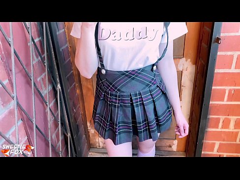 ❤️ Pelajar sekolah Menghisap batangnya dalam-dalam dan meniduri bukannya kelas. ❤️ Video seks di lucah ms.vlad-massage-salon.ru